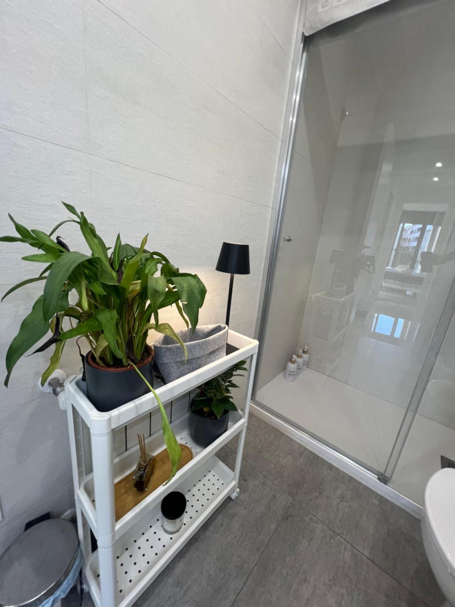Veronica Center Room Валенсия Экстерьер фото